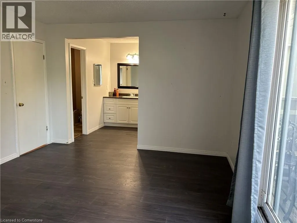 322 SCOTTSDALE DR