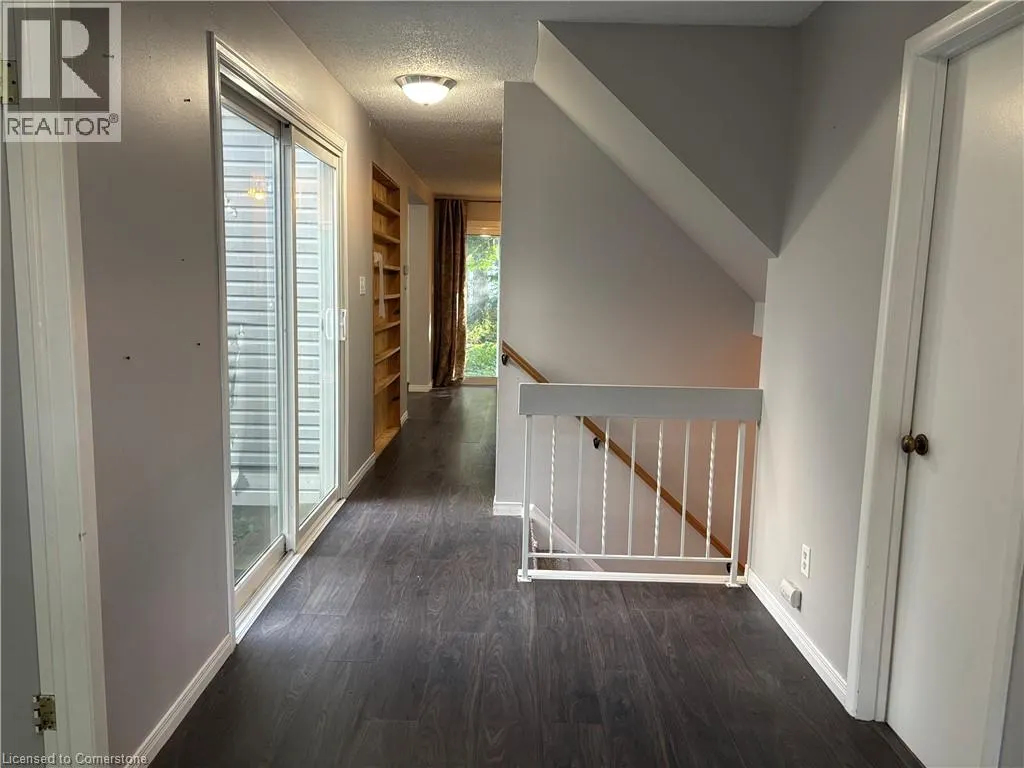 322 SCOTTSDALE DR