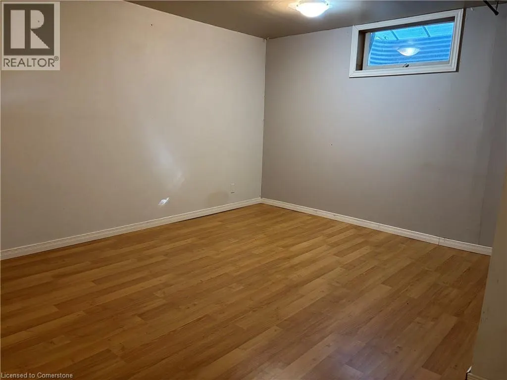 322 SCOTTSDALE DR