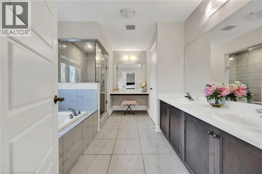 210 DOLMAN Street