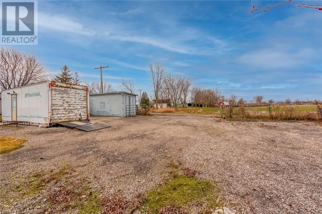 817 LAKESHORE Road