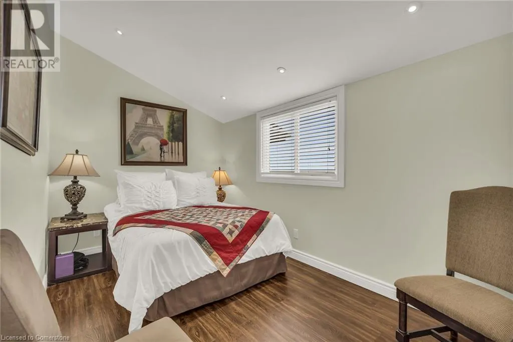 817 LAKESHORE Road
