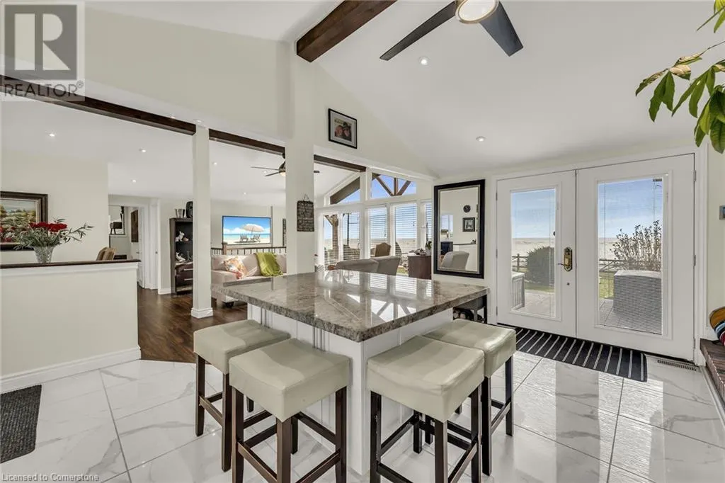 817 LAKESHORE Road