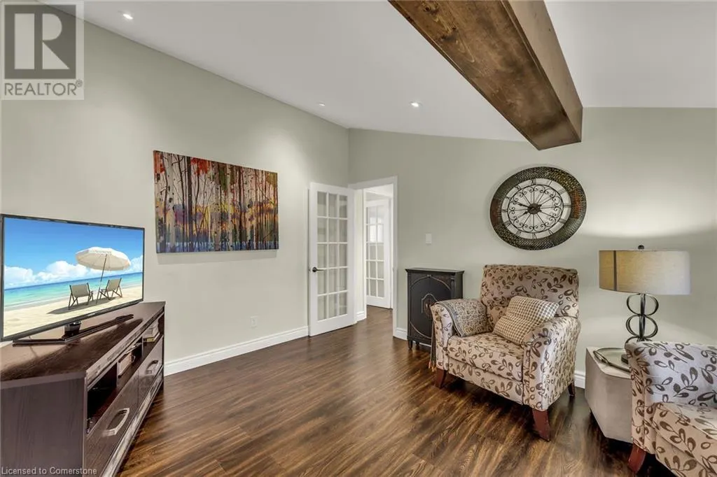 817 LAKESHORE Road