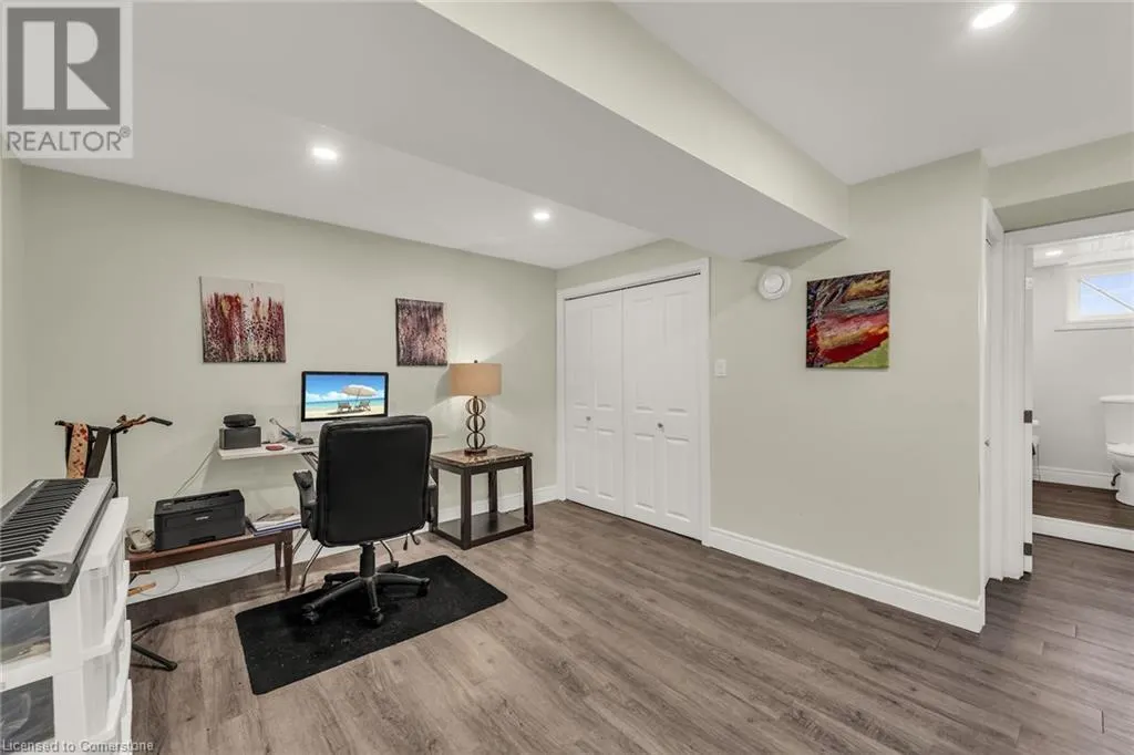 817 LAKESHORE Road