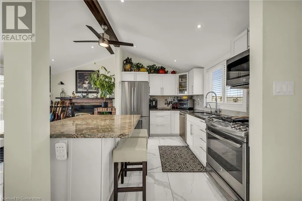 817 LAKESHORE Road