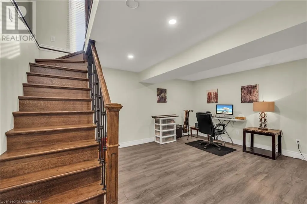 817 LAKESHORE Road