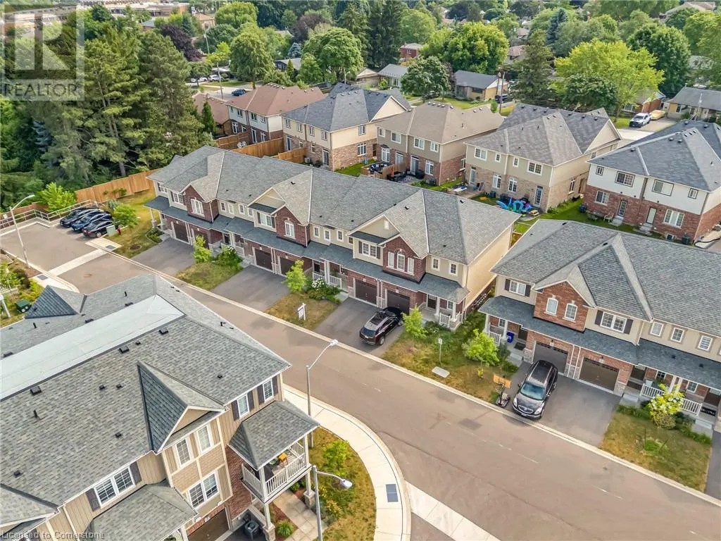 38 DEWBERRY Drive