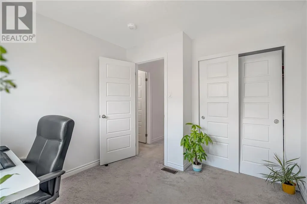 38 DEWBERRY Drive