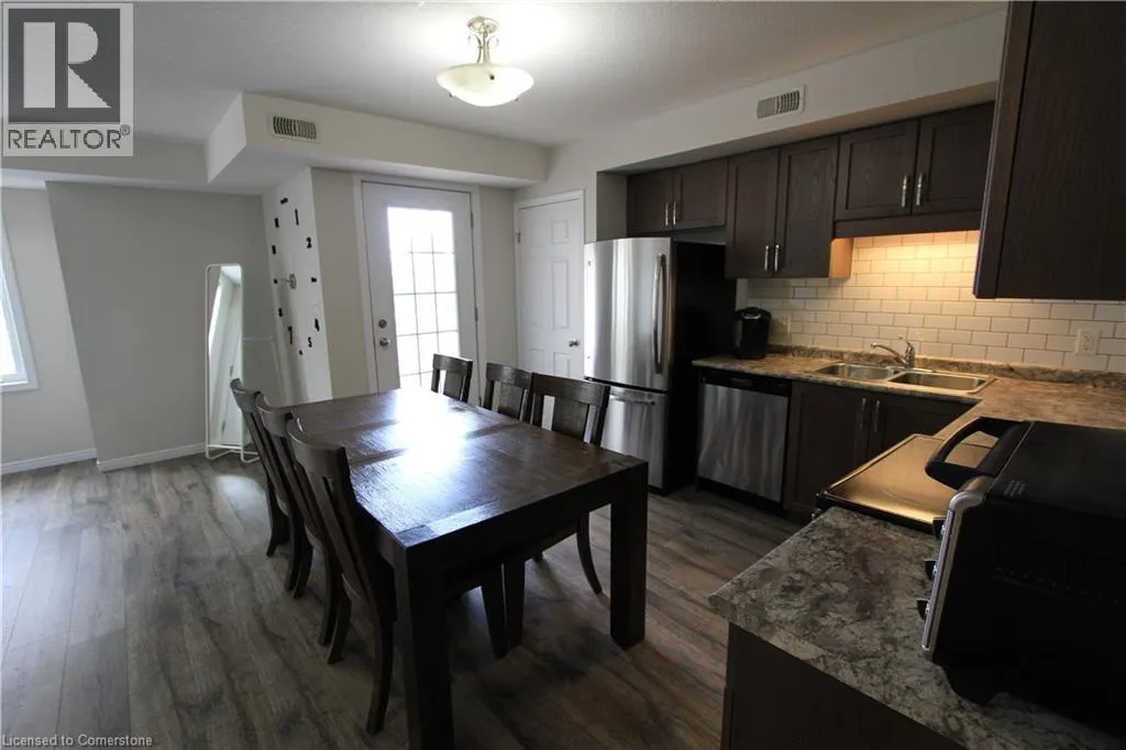 255 MAITLAND Street Unit# 3E, #3E