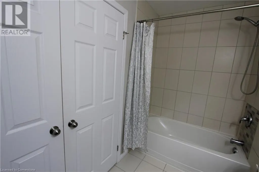 255 MAITLAND Street Unit# 3E, #3E