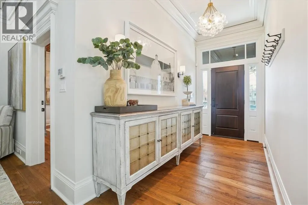 524 LOCUST Street