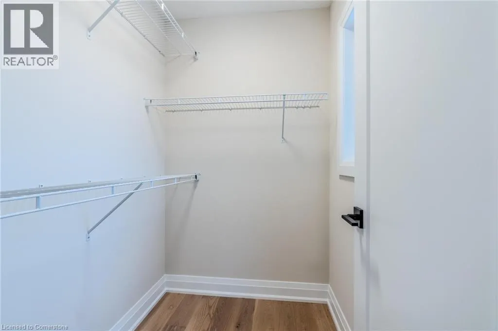 7 BARTLETT Avenue