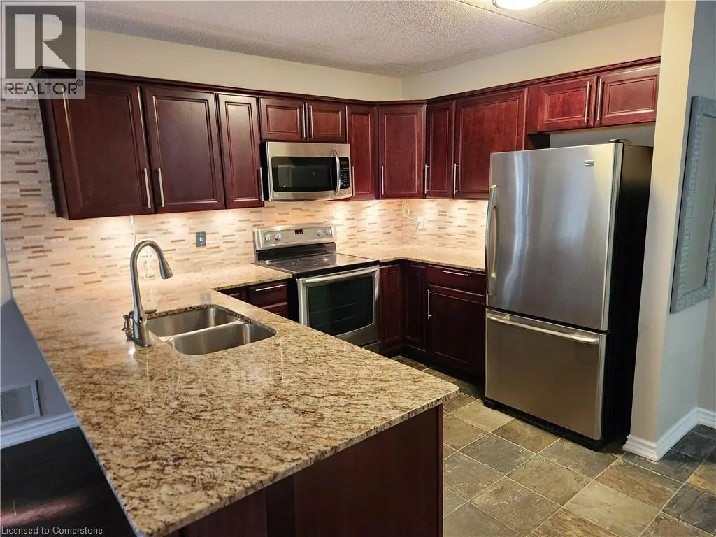 2020 CLEAVER Avenue Unit# 212, #212