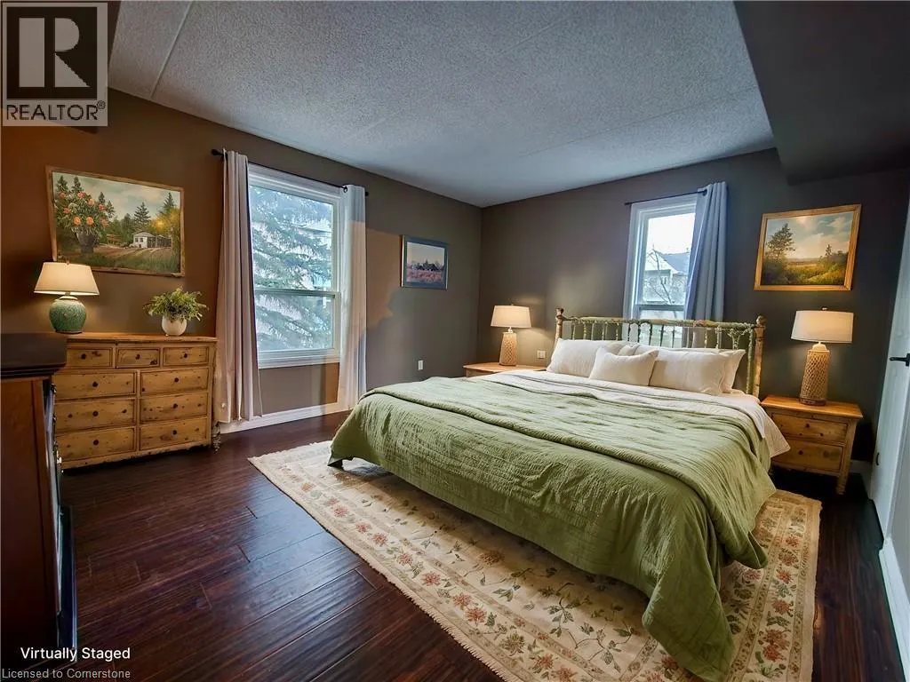 2020 CLEAVER Avenue Unit# 212, #212