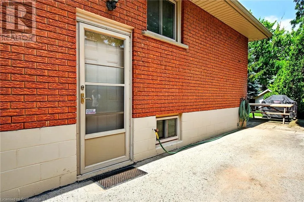 593 BRAEMORE Road