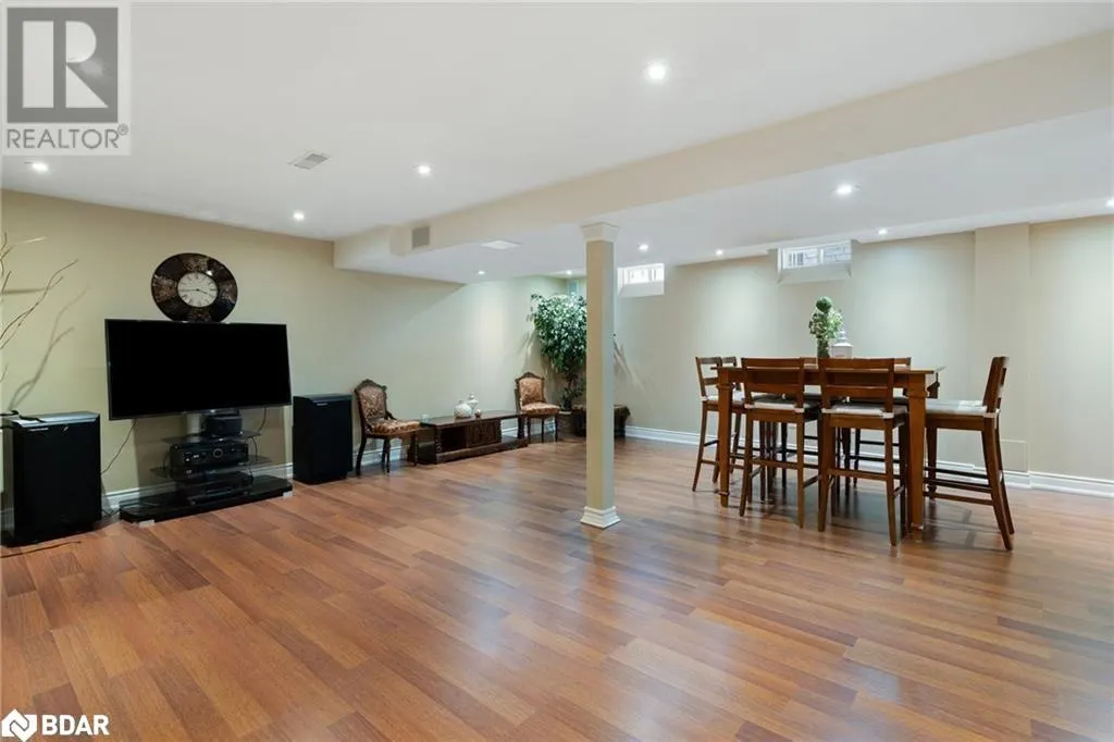 43 HUMBERSHED Crescent