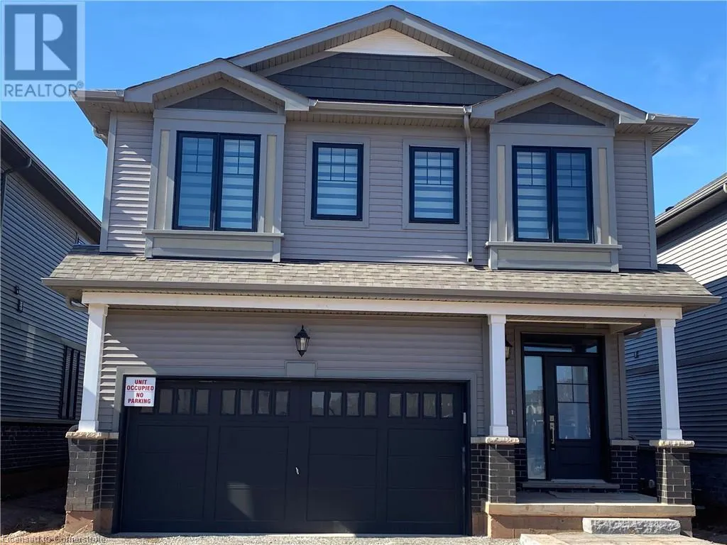 15 VINIFERA Drive Unit# Upper, #Upper