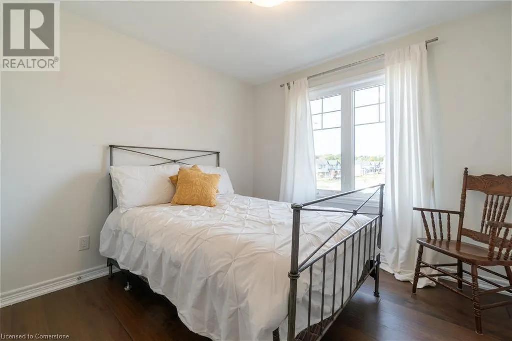 21 LAMB Crescent