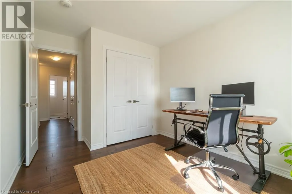 21 LAMB Crescent
