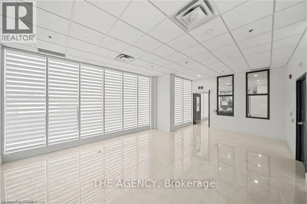 2 DUNDAS Street W Unit# 401, #401
