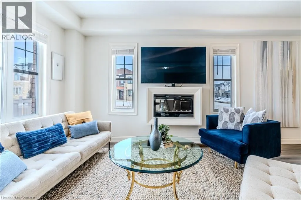 2 HOLCOMB Terrace