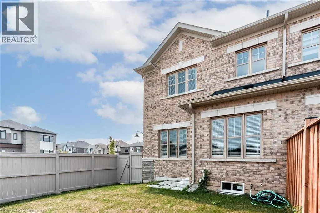 2 HOLCOMB Terrace