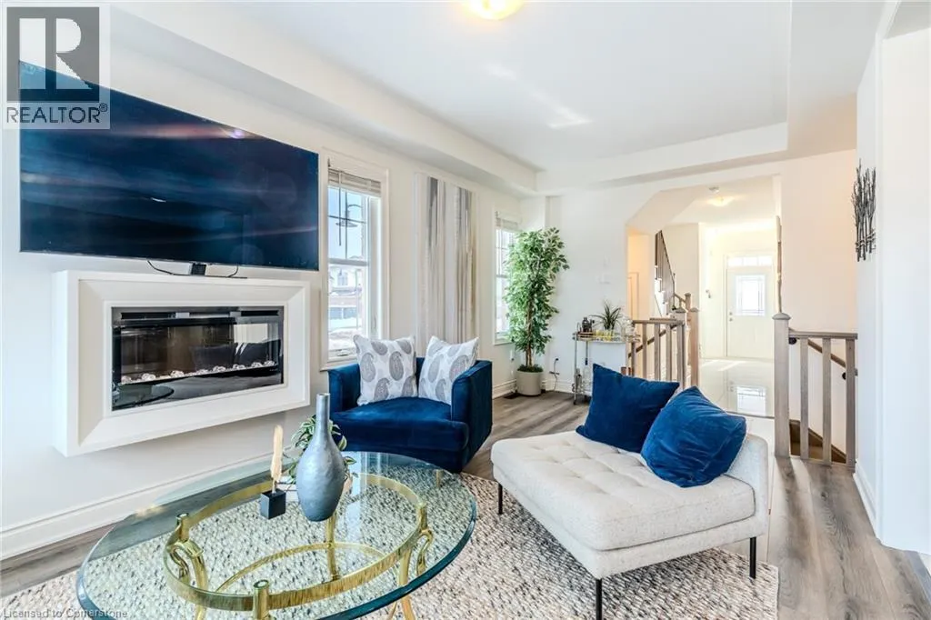 2 HOLCOMB Terrace