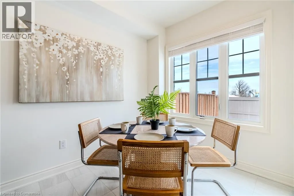 2 HOLCOMB Terrace