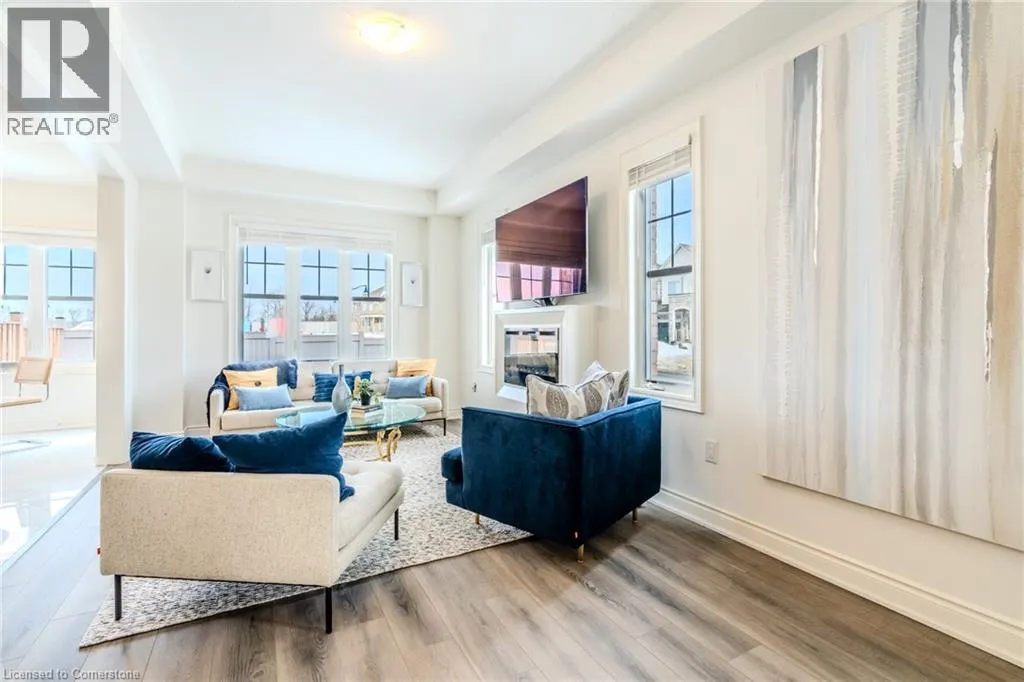 2 HOLCOMB Terrace
