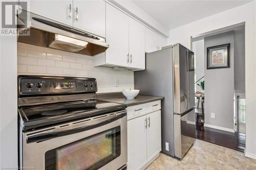 454 BEECHWOOD Place Unit# 4, #4