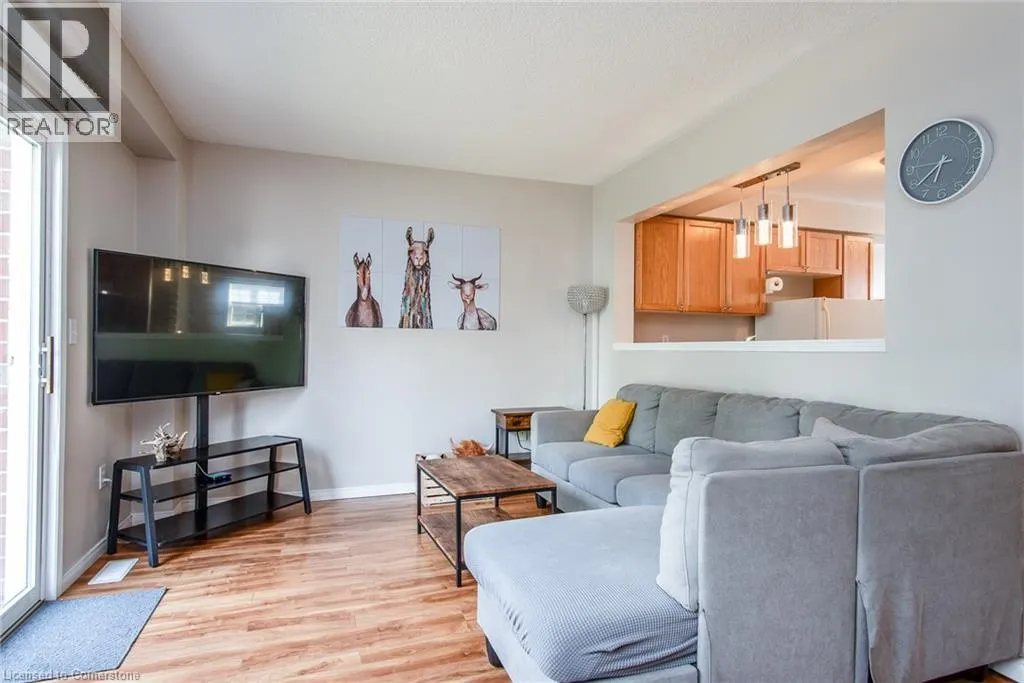 400 WILSON Avenue Unit# 19, #19
