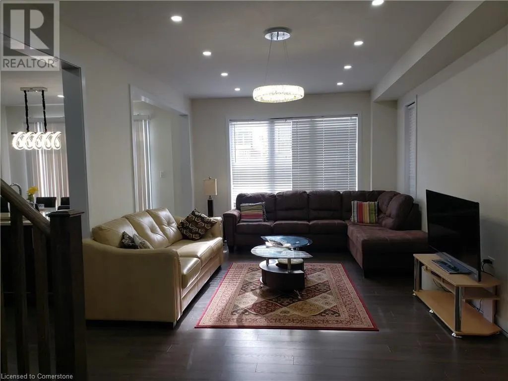 36 ALDGATE Avenue
