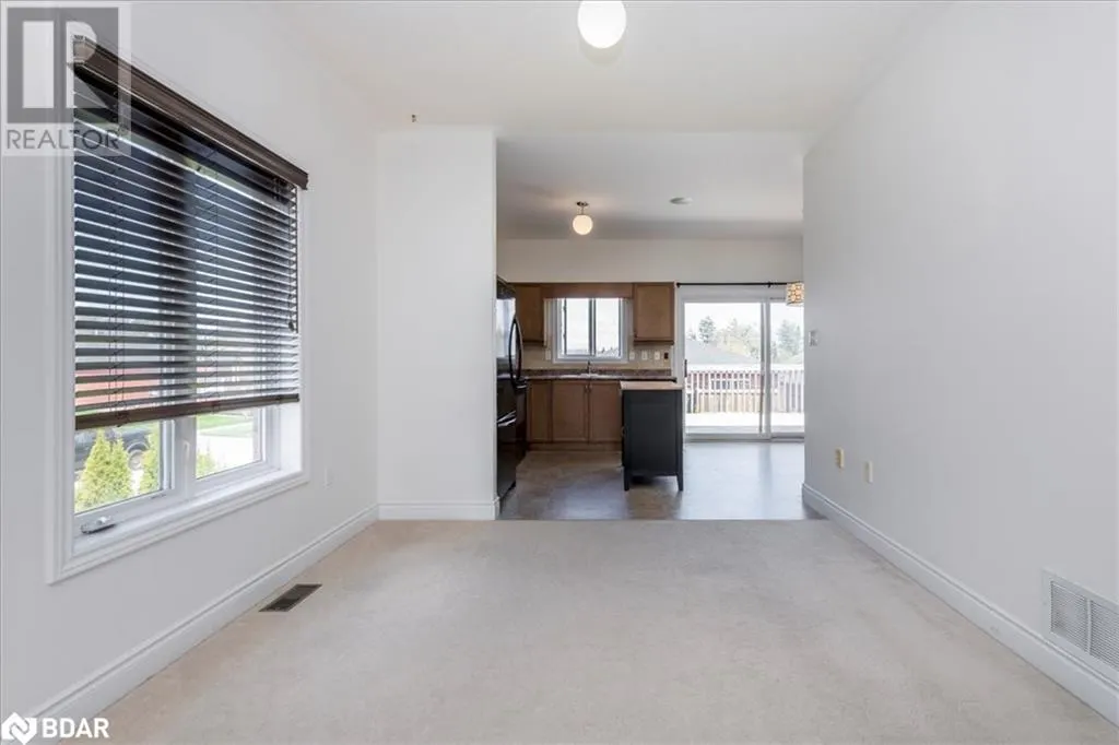 33 PRIMROSE Crescent