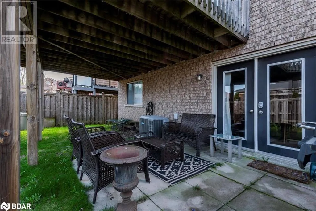 33 PRIMROSE Crescent