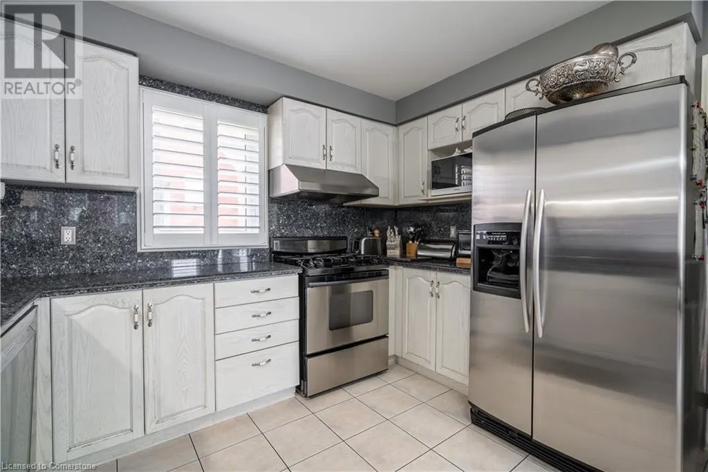 89 MEADOWLANDS Boulevard