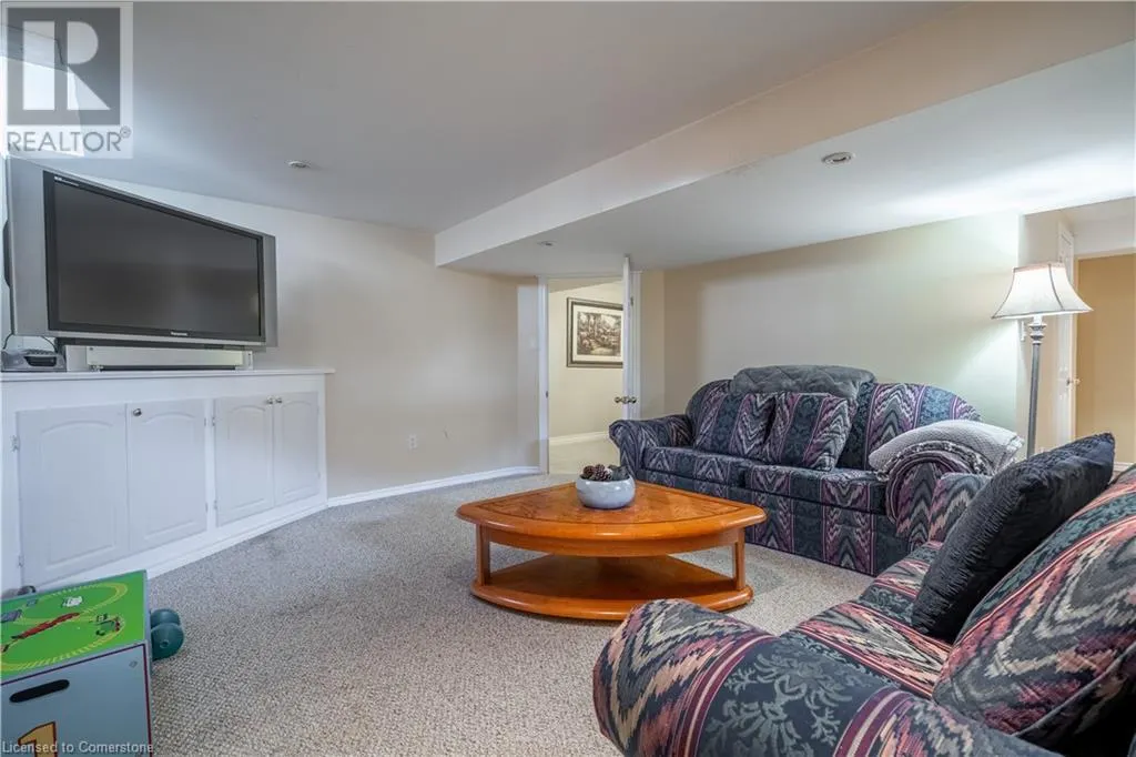 89 MEADOWLANDS Boulevard