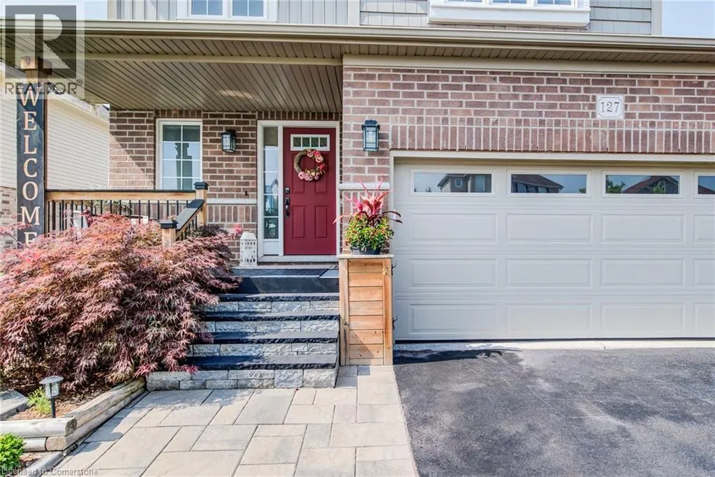 127 ENGLISH Crescent