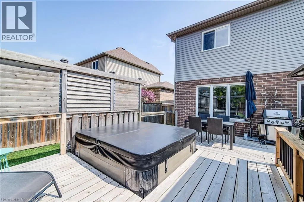 127 ENGLISH Crescent