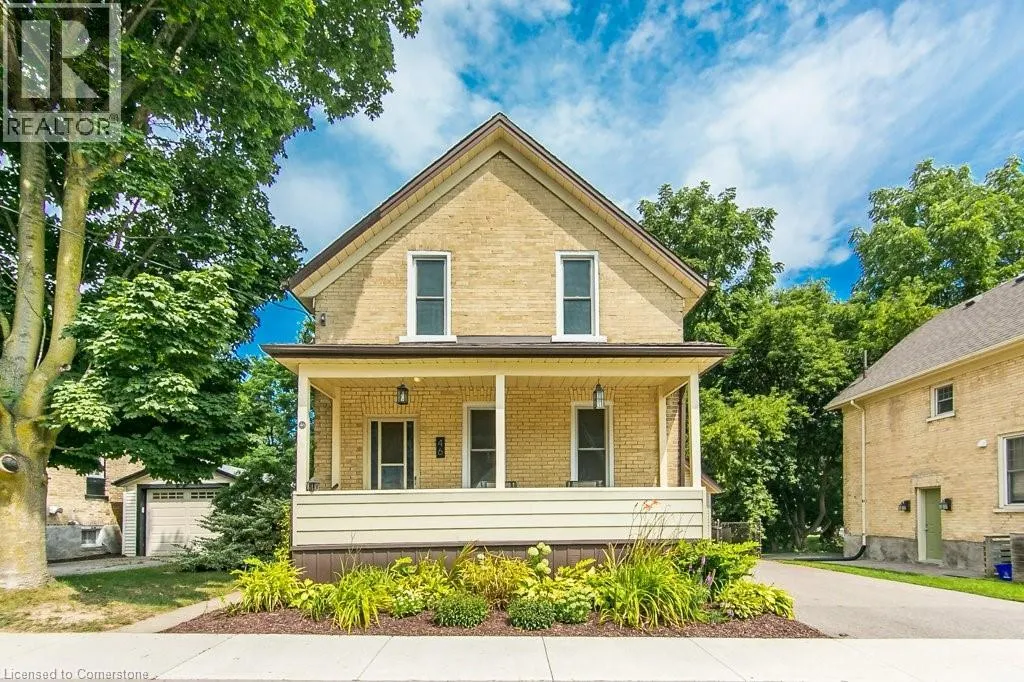 46 YOUNG Street E