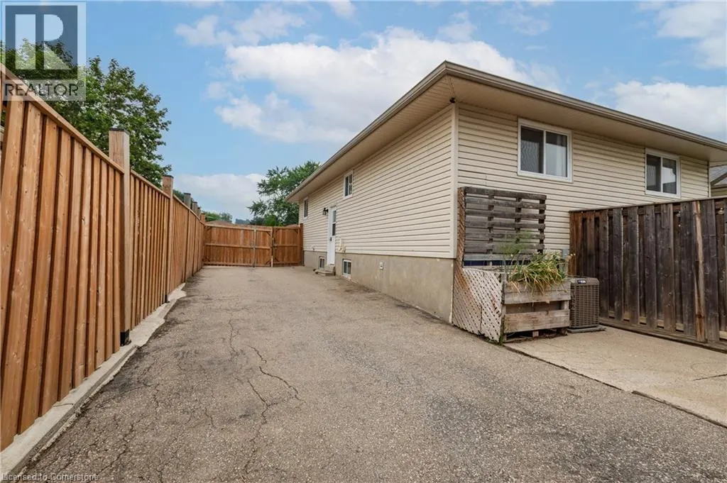 112 LIMPERT Avenue