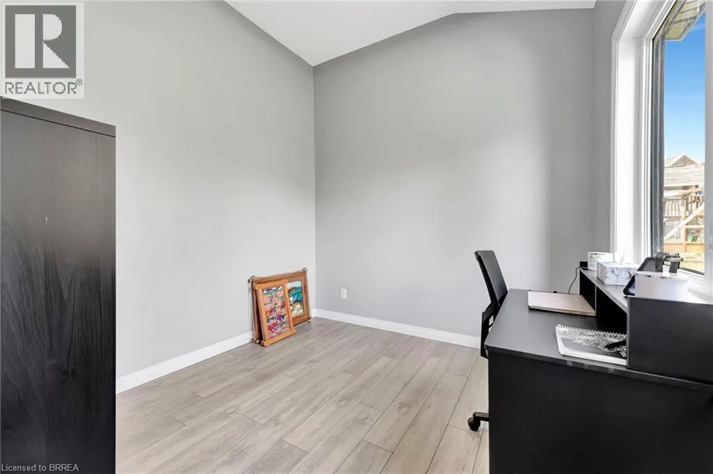 1 OLD ONONDAGA Road W
