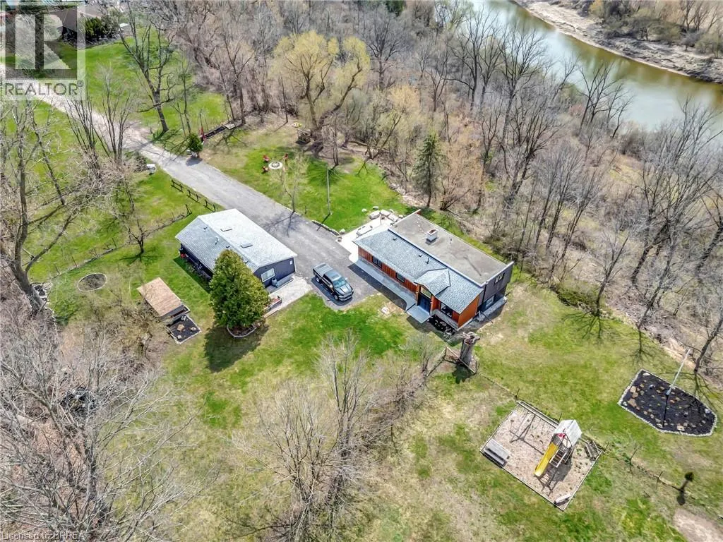 1 OLD ONONDAGA Road W