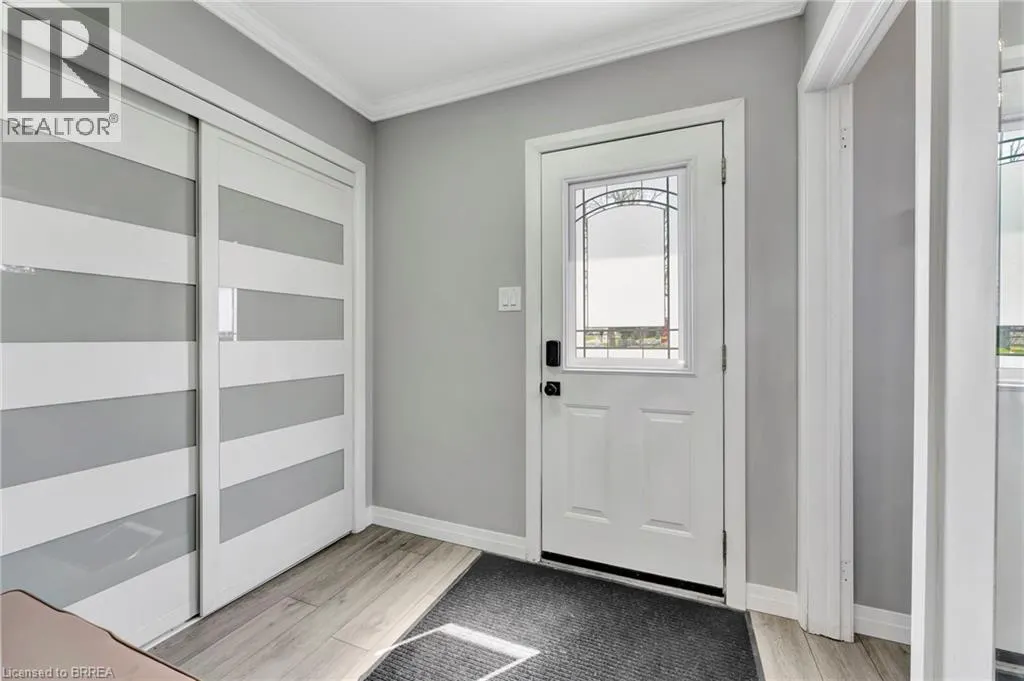 1 OLD ONONDAGA Road W