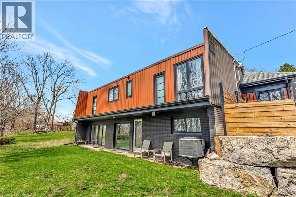 1 OLD ONONDAGA Road W