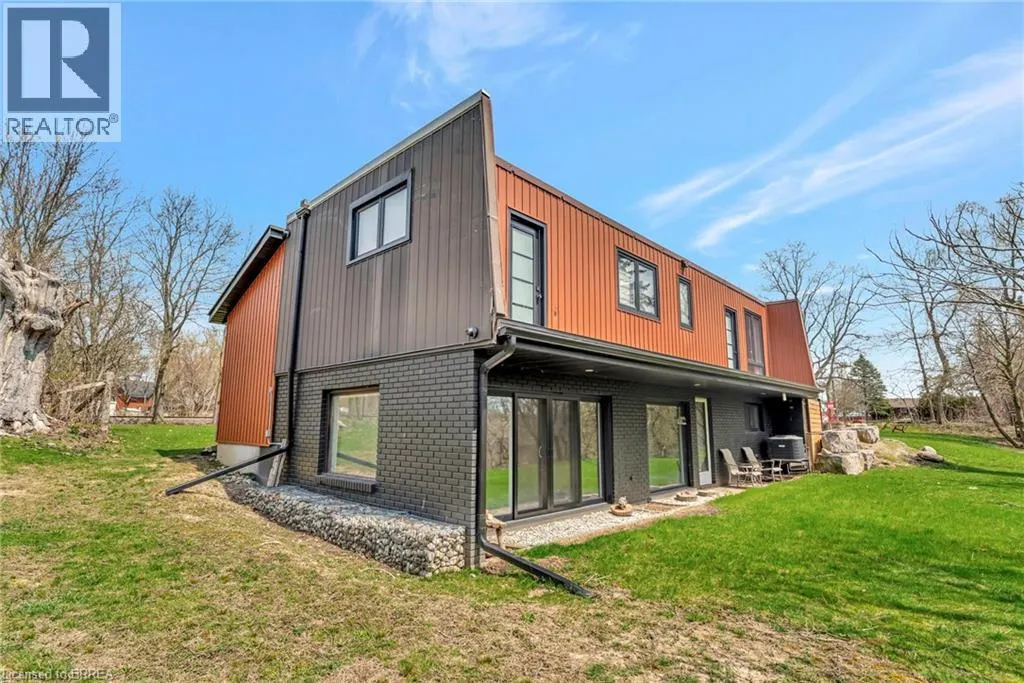 1 OLD ONONDAGA Road W
