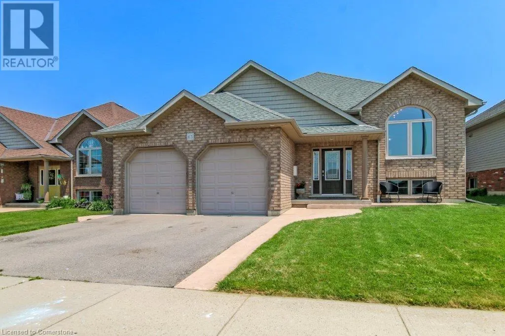 63 REDBUD Crescent