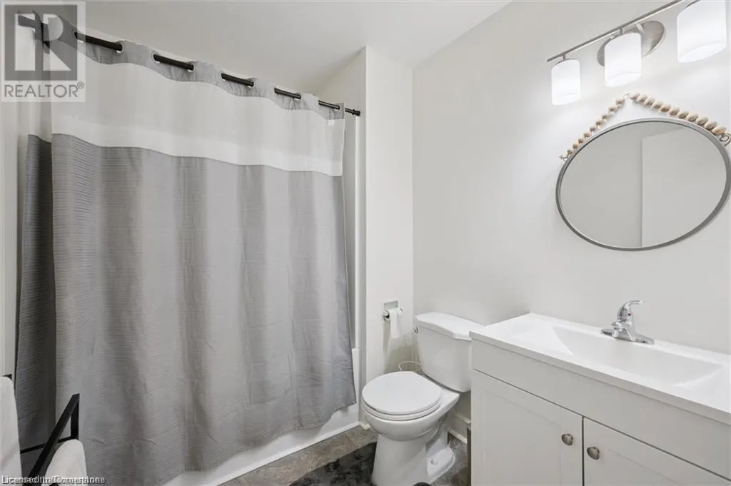 320 BLUEVALE Street N Unit# A, #A