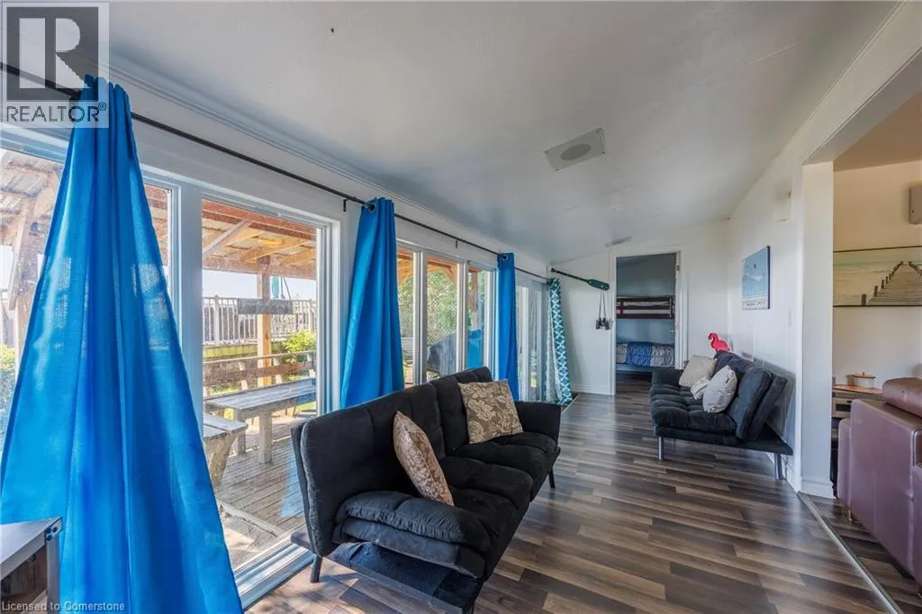 203 HASTINGS Drive