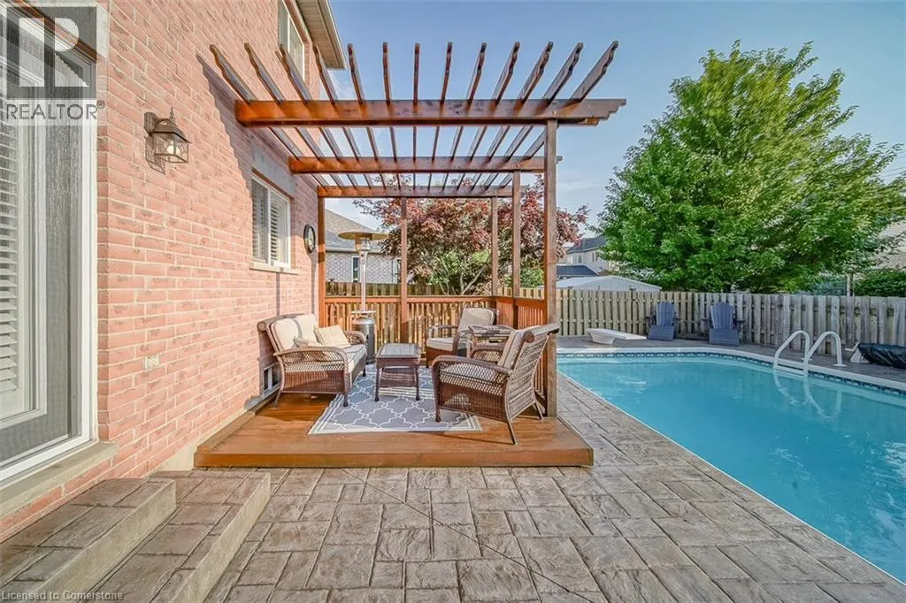 45 GOODMAN Crescent